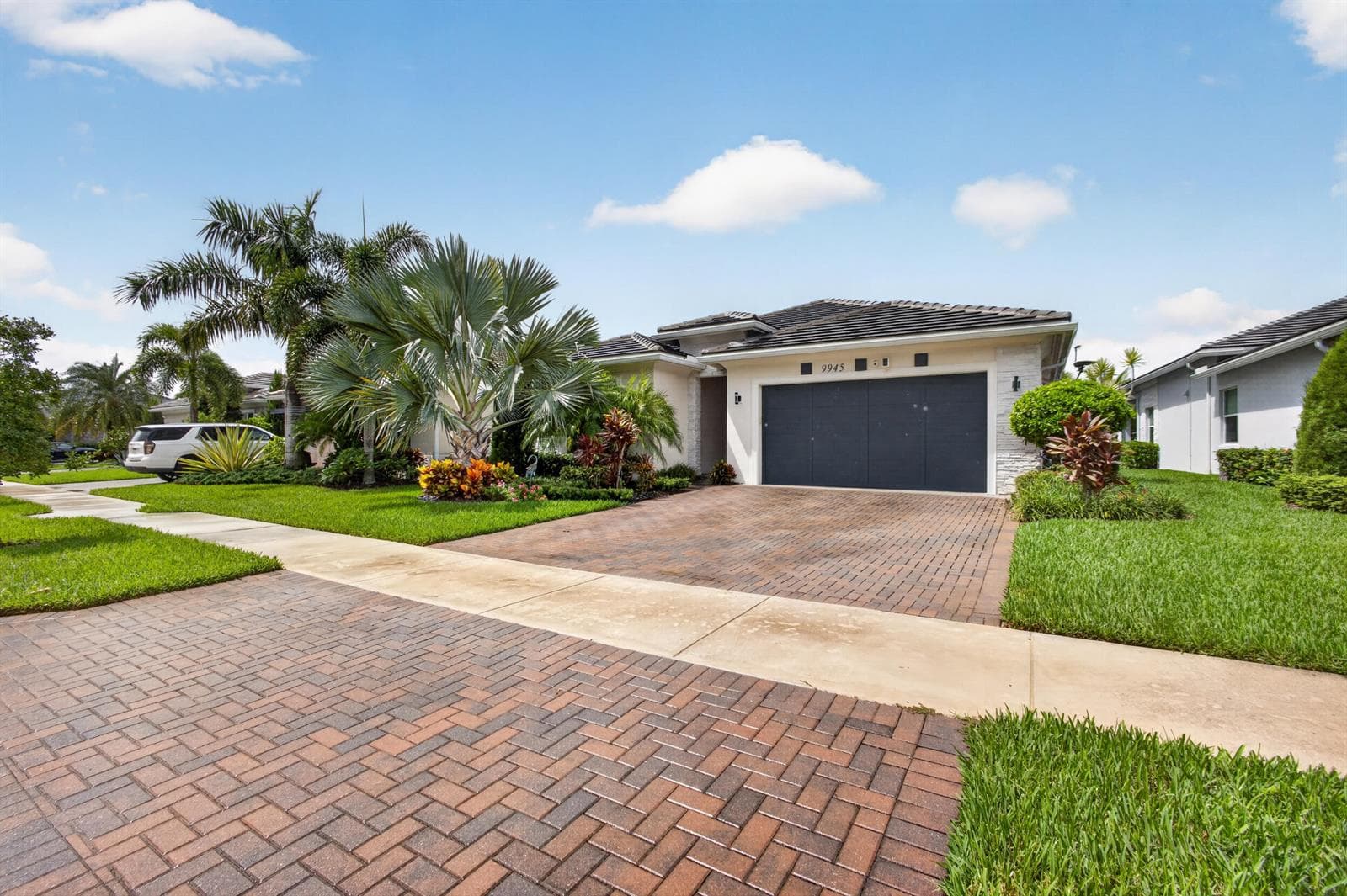 9945 Regency Way, Palm Beach Gardens, FL 33412 photo 2