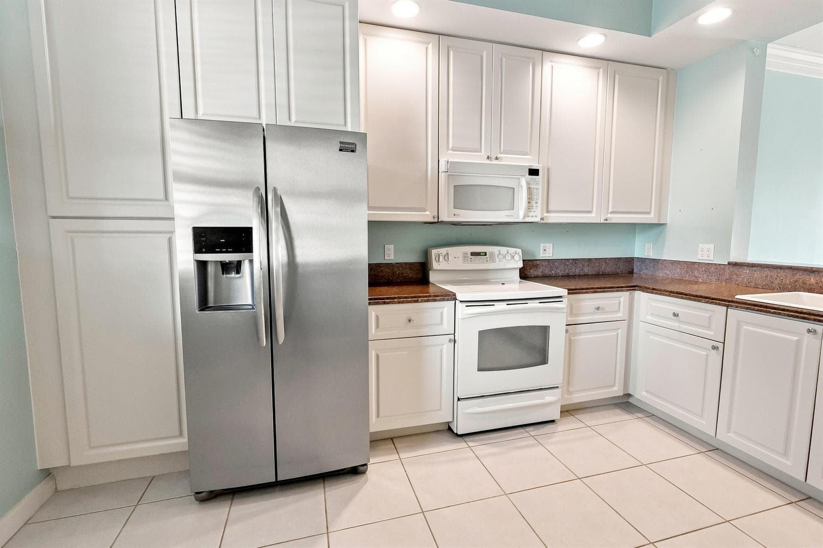 25 HARBOUR ISLE Drive W # 104, Fort Pierce, FL 34949 photo 9