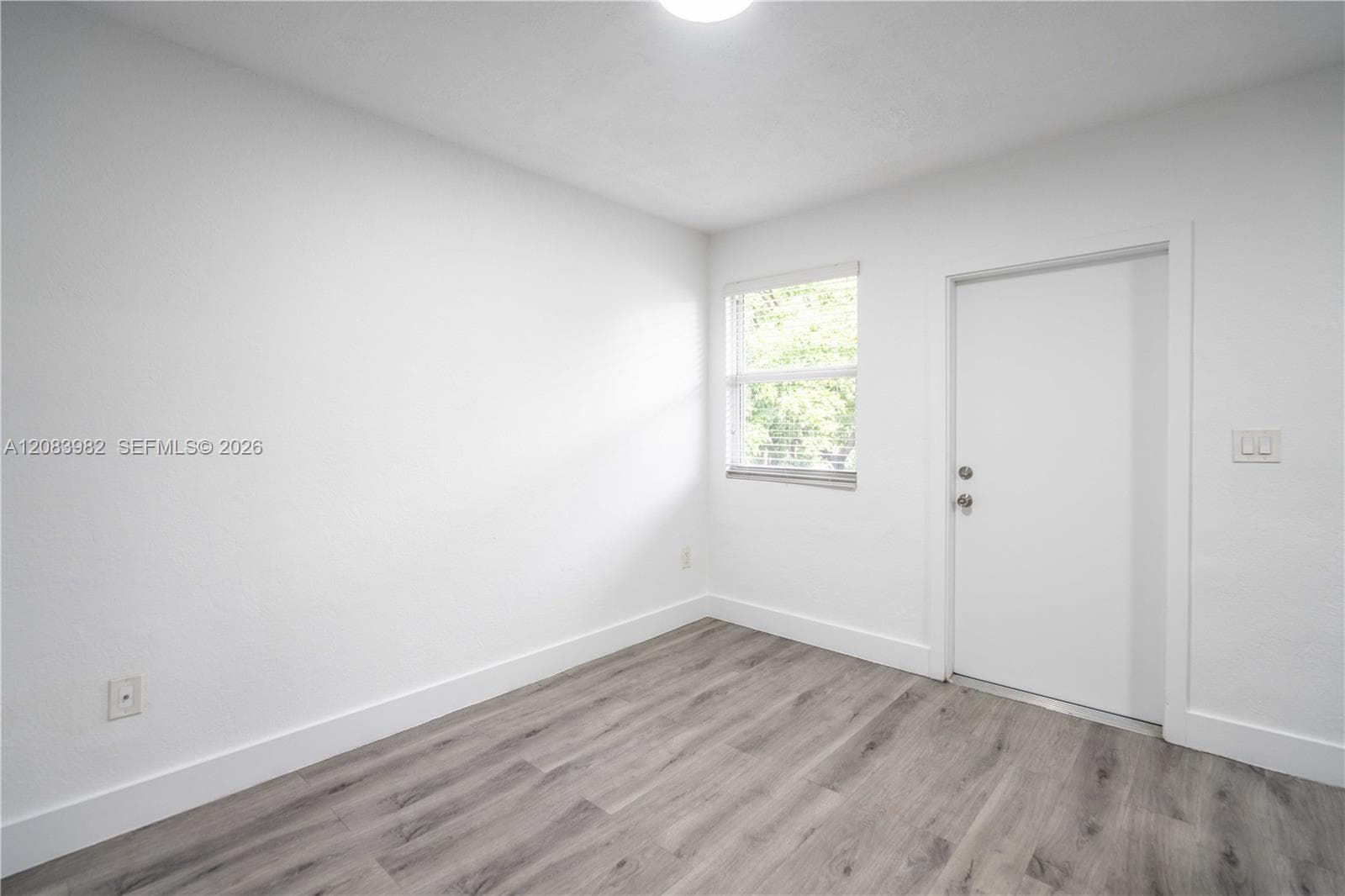 1950 NW 2nd Ct # 11, Miami, FL 33136 photo 5