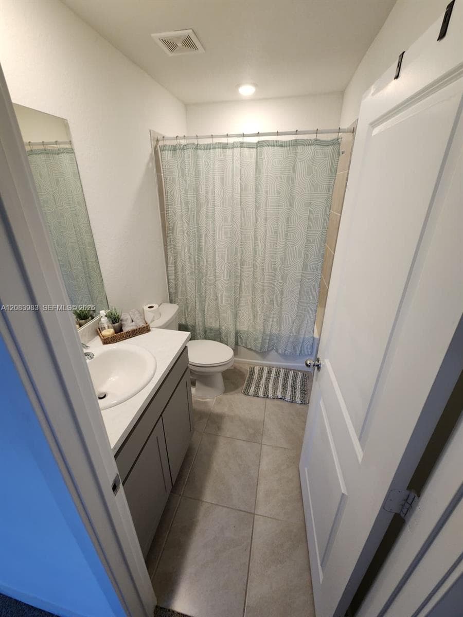 326 NE 1st Dr, Florida City, FL 33034 photo 3