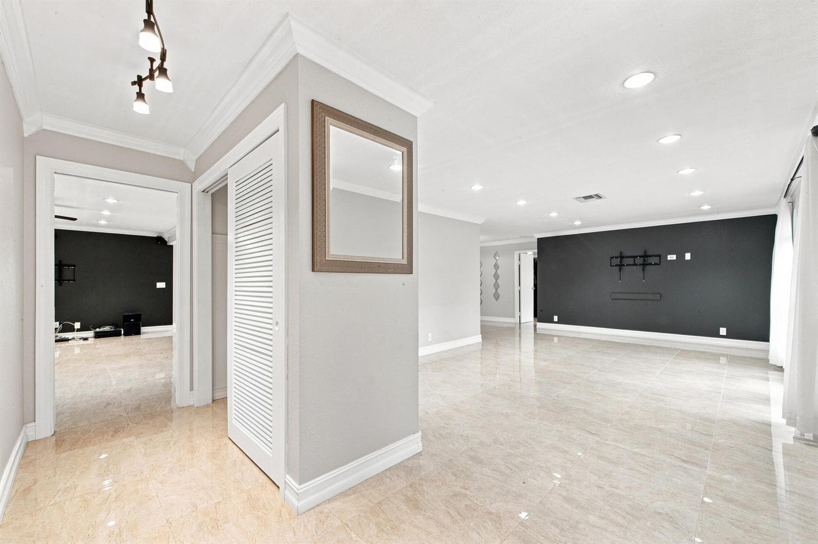 2380 NW 107TH Avenue, Coral Springs, FL 33065 photo 6