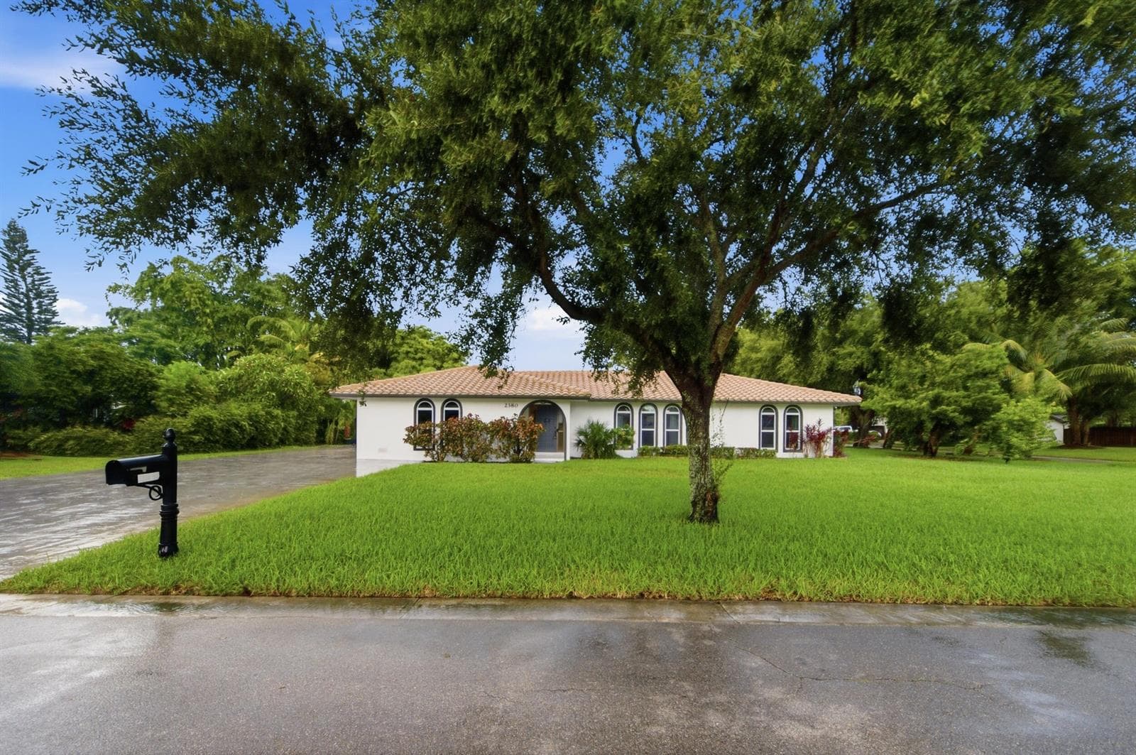 2380 NW 107TH Avenue, Coral Springs, FL 33065