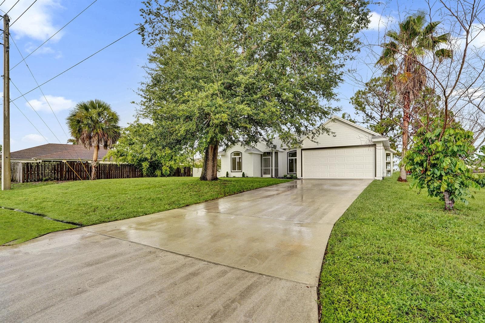 1237 SW Edinburgh Drive, Port St. Lucie, FL 34953 photo 6