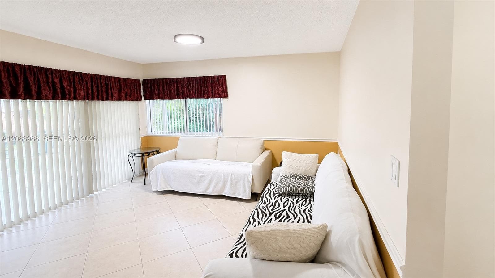 18209 NW 61st Ct, Hialeah, FL 33015 photo 9