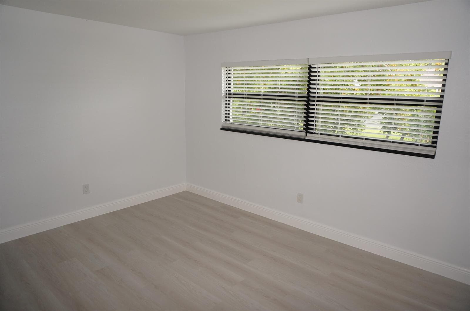 1513 39TH Street, West Palm Beach, FL 33407 photo 12
