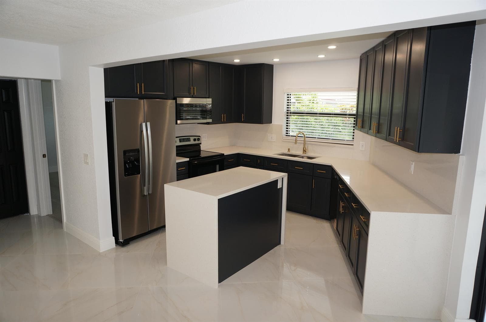 1513 39TH Street, West Palm Beach, FL 33407