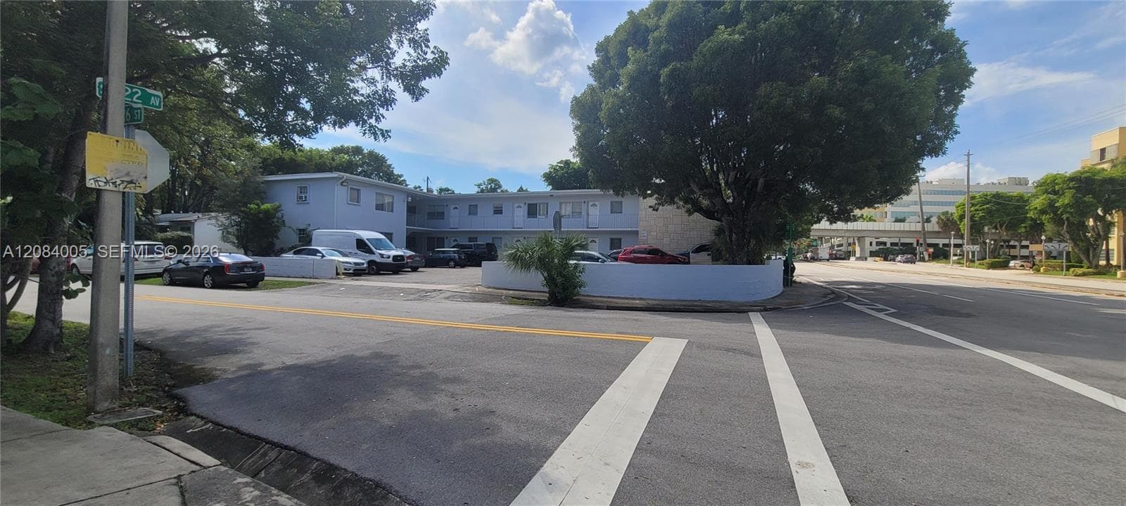 2615 SW 22nd Ave # 17, Miami, FL 33133 photo 2