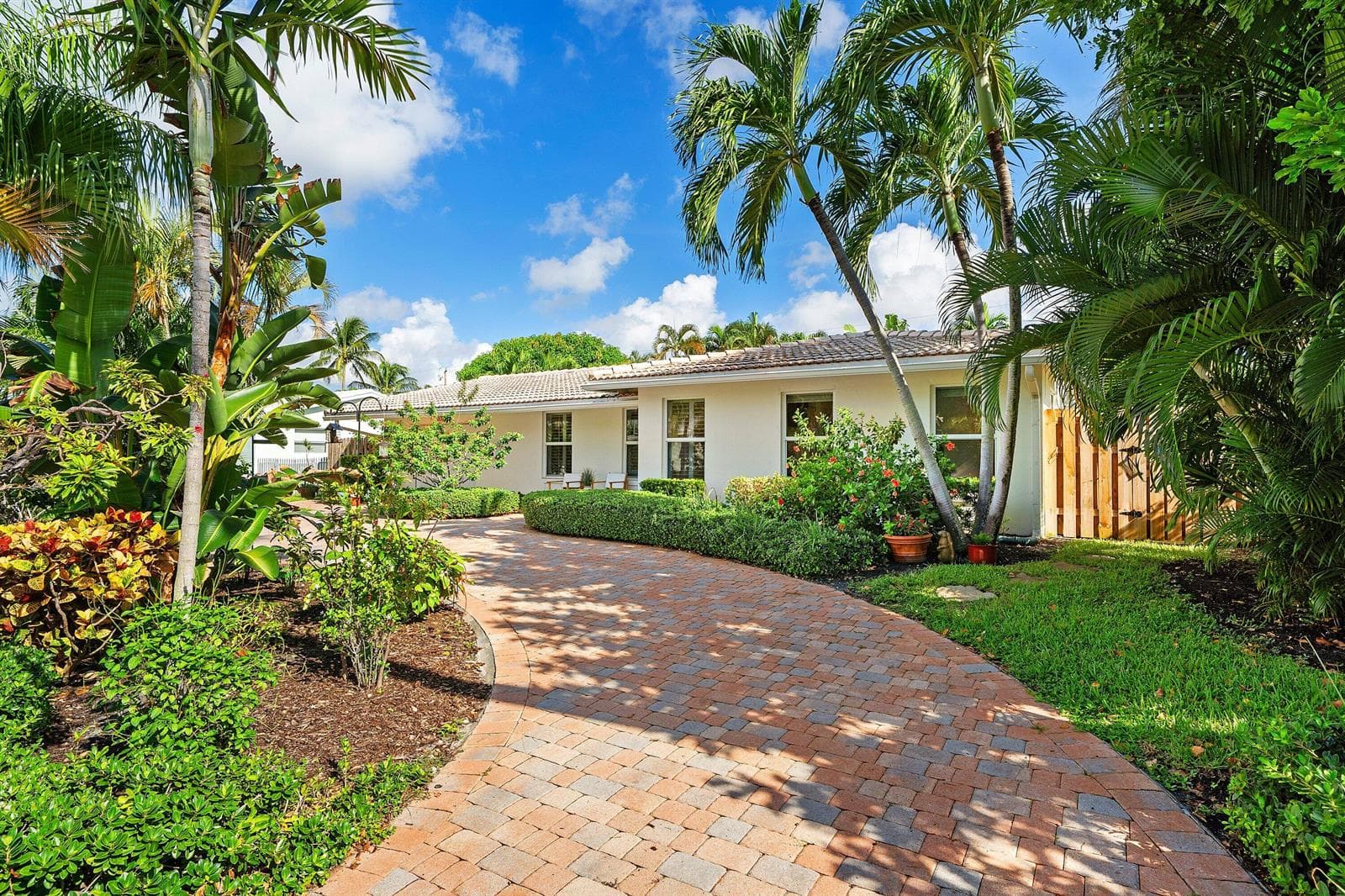 2641 NE 52nd Street, Lighthouse Point, FL 33064 photo 3