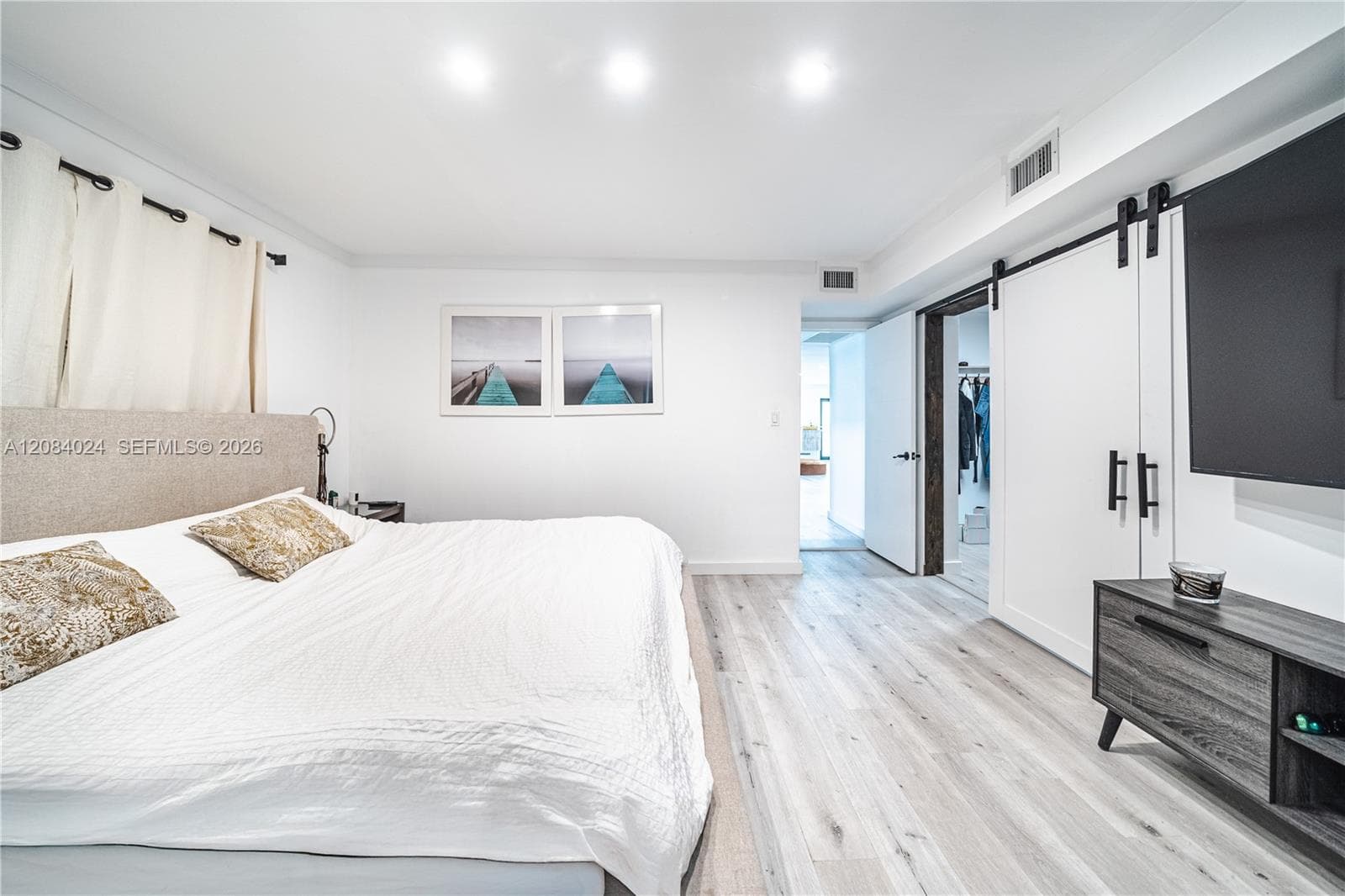 1301 Funston St, Hollywood, FL 33019 photo 10