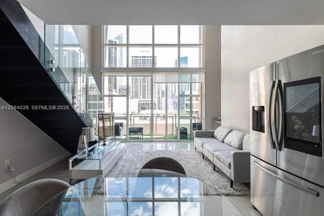 253 NE 2nd St # 416, Miami, FL 33132