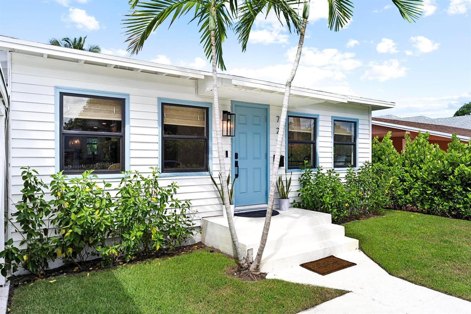 721 Dobbins Street, West Palm Beach, FL 33405 photo 4