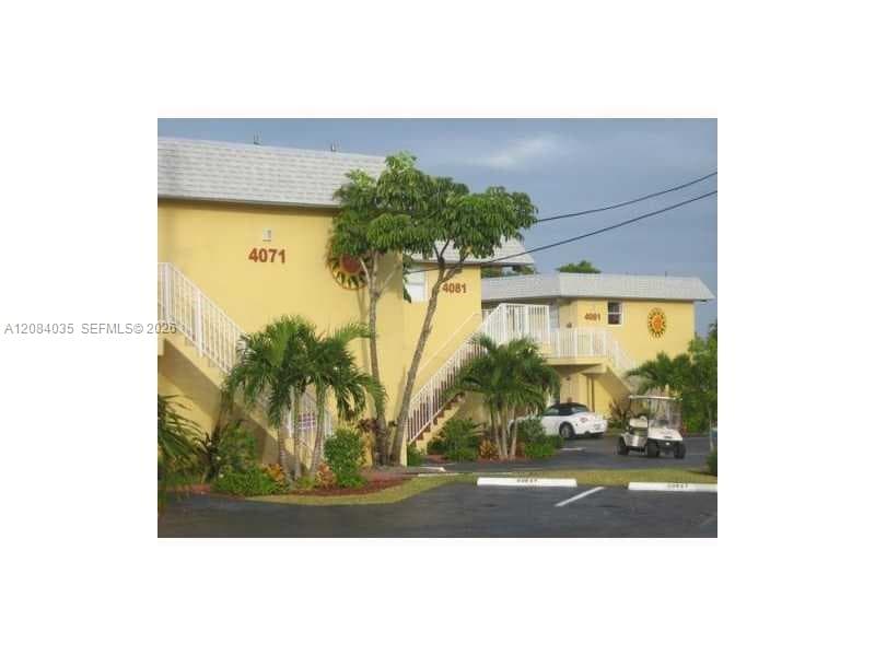 4071 N Dixie Hwy # 11, Oakland Park, FL 33334 photo 3