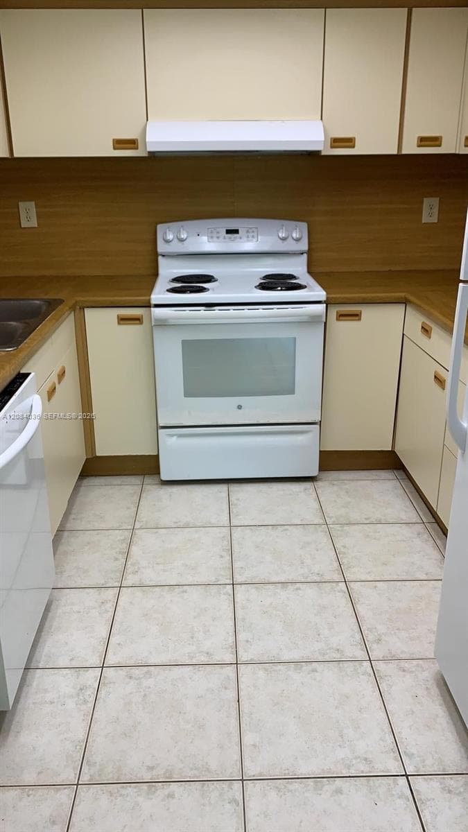12455 SW 93rd Ter # 204T, Miami, FL 33186 photo 9