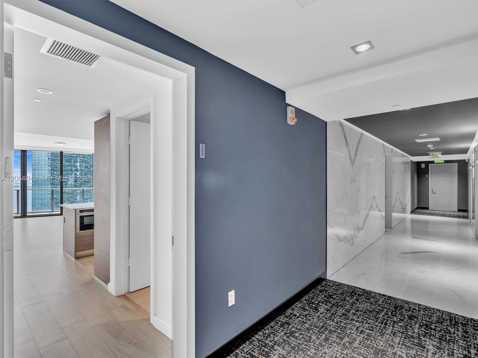 1300 S Miami Ave # 3503, Miami, FL 33130 photo 3