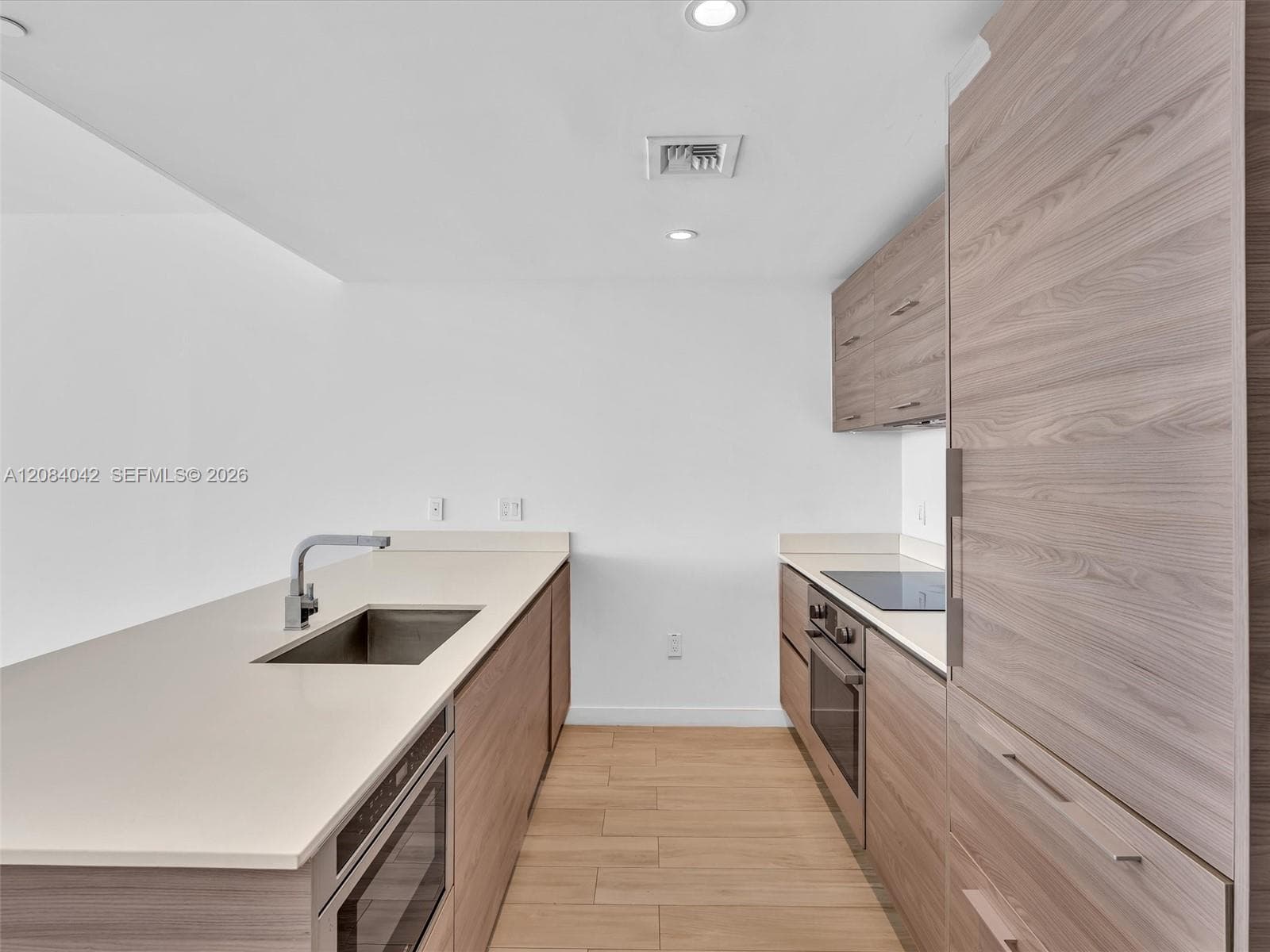1300 S Miami Ave # 3503, Miami, FL 33130 photo 11