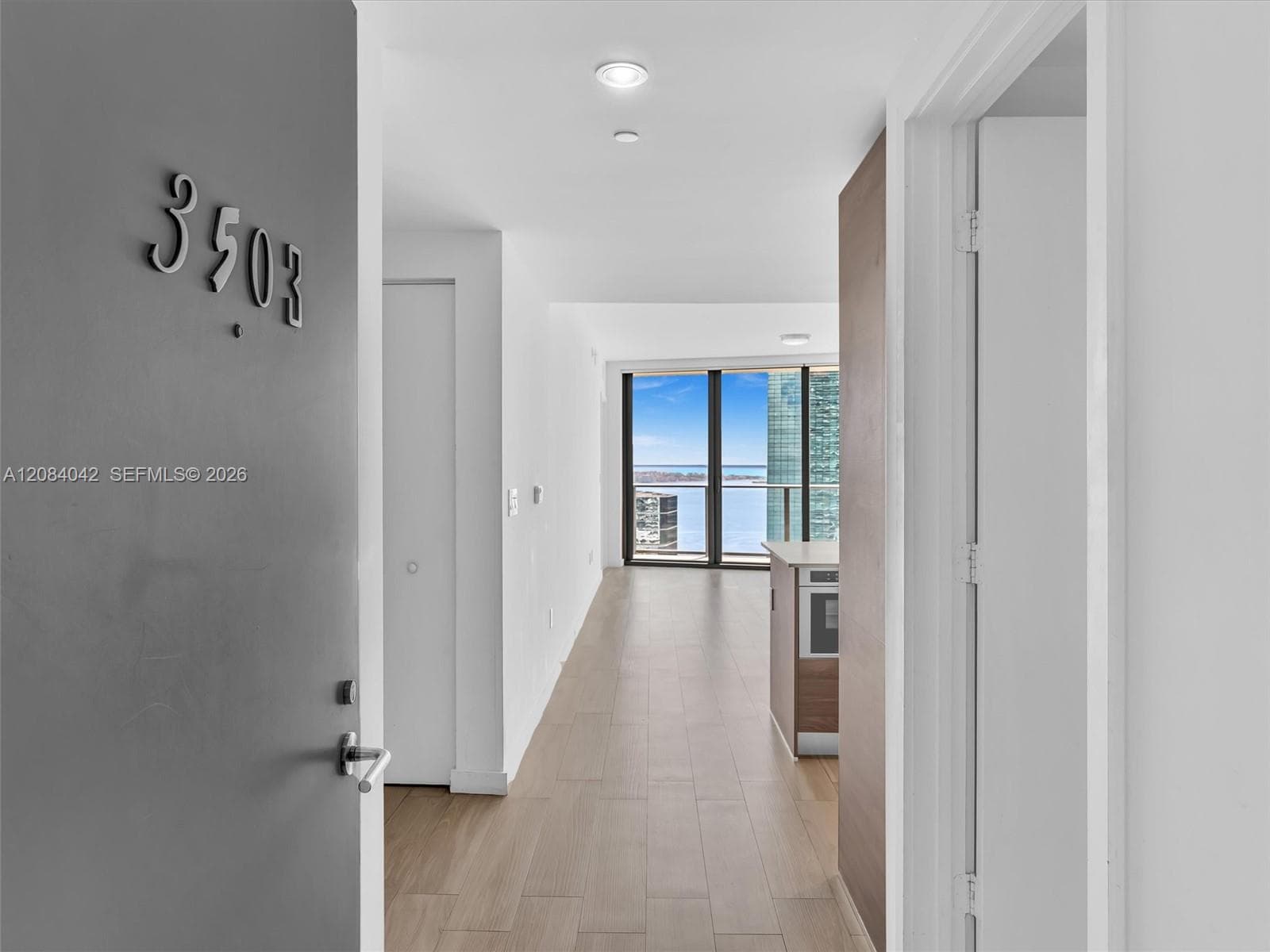 1300 S Miami Ave # 3503, Miami, FL 33130 photo 4