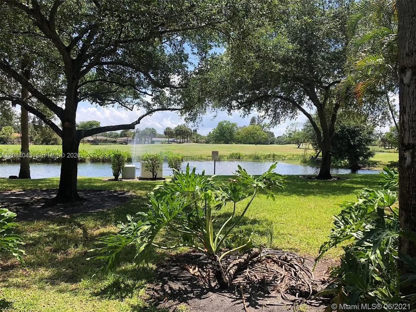 2431 SW 82nd Ave # 202, Davie, FL 33324 photo 3