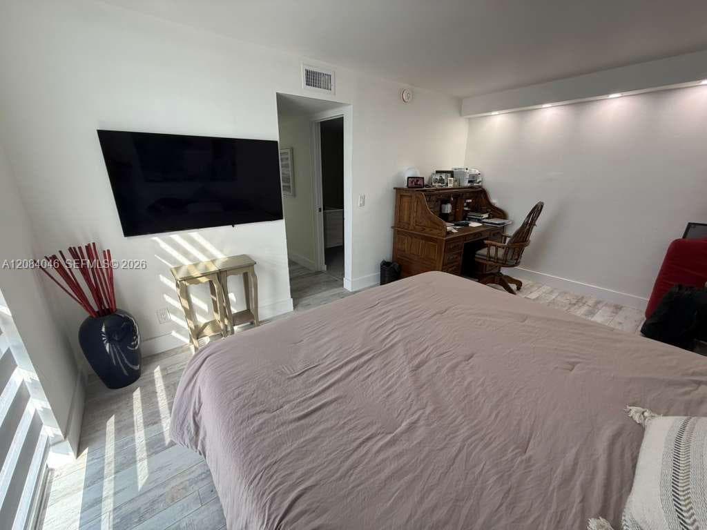 13499 Biscayne Blvd # 1414, North Miami, FL 33181 photo 13