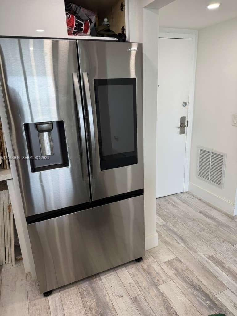 13499 Biscayne Blvd # 1414, North Miami, FL 33181 photo 7