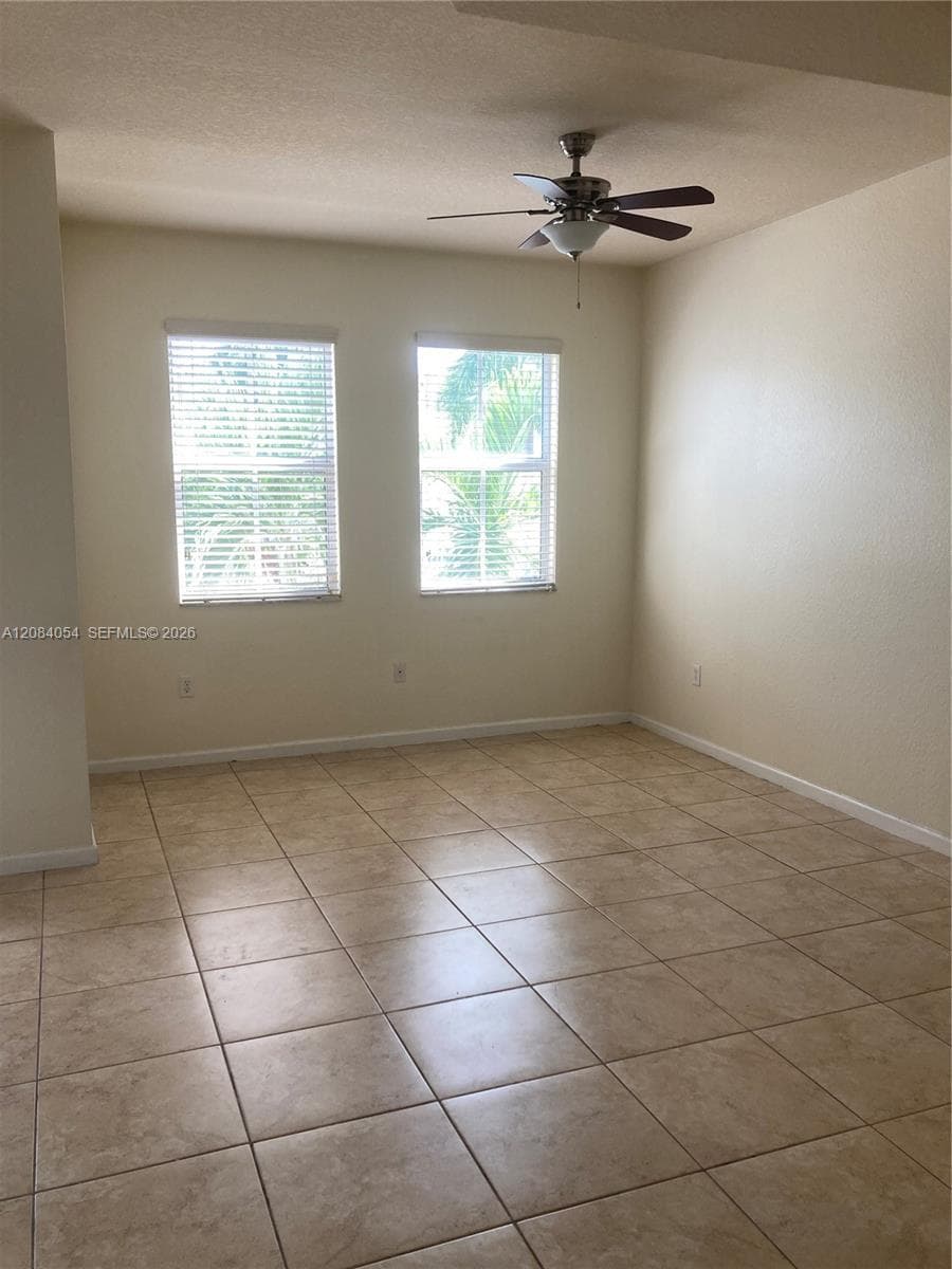 11503 NW 89th St # 215, Doral, FL 33178 photo 3