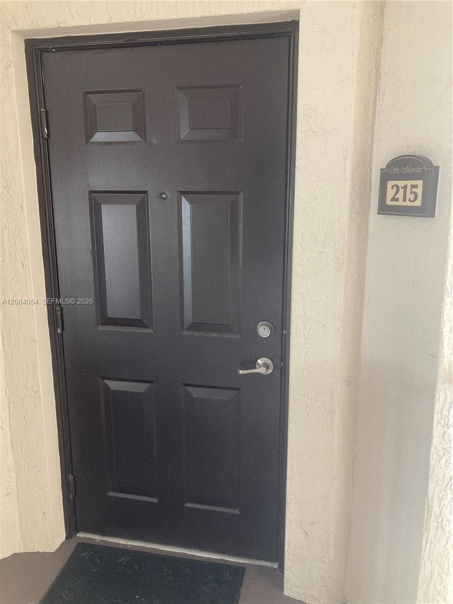 11503 NW 89th St # 215, Doral, FL 33178