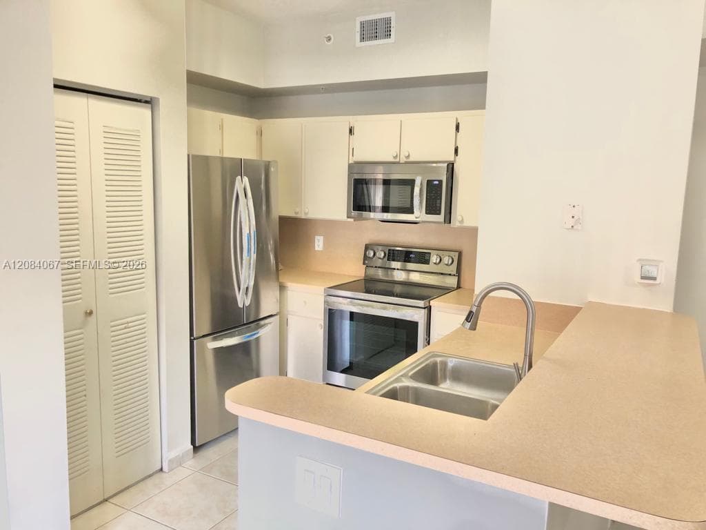 7250 NW 114th Ave # 107, Doral, FL 33178 photo 3