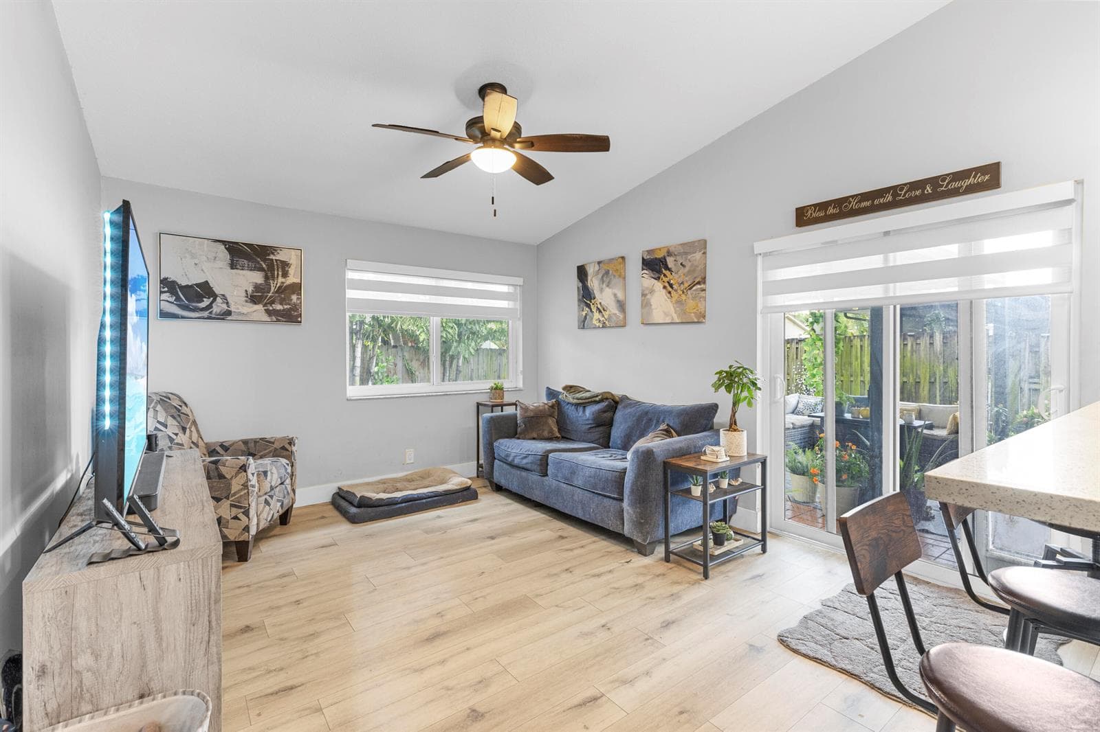 5318 NW 93rd Avenue, Sunrise, FL 33351 photo 8