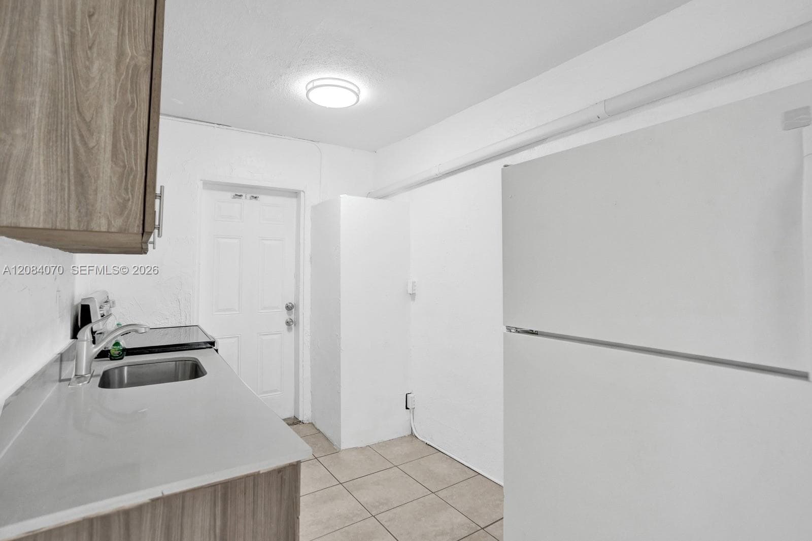 1210 NW 2nd St # 3, Fort Lauderdale, FL 33311 photo 6
