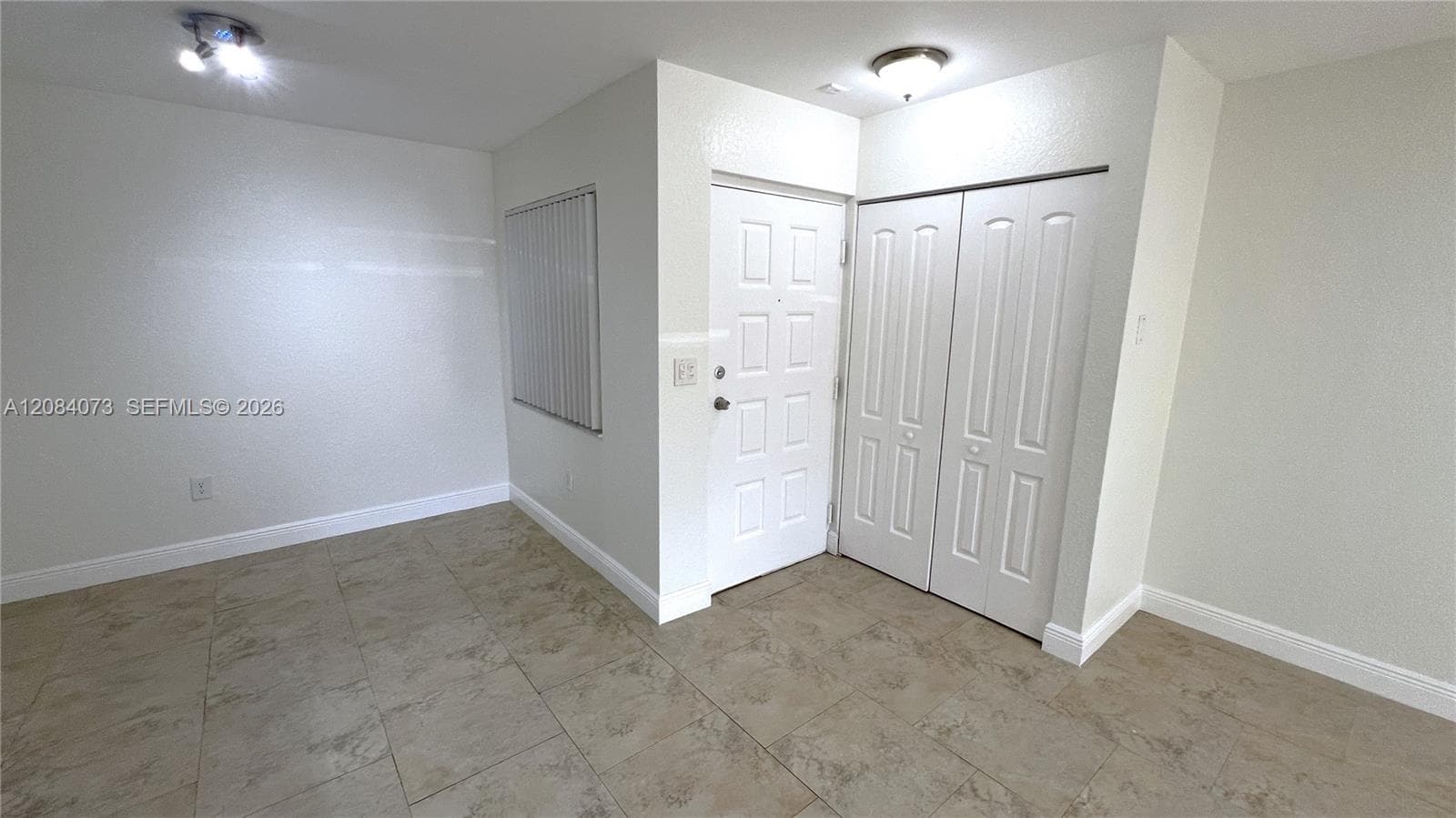2841 N Oakland Forest Dr # 203, Oakland Park, FL 33309 photo 3
