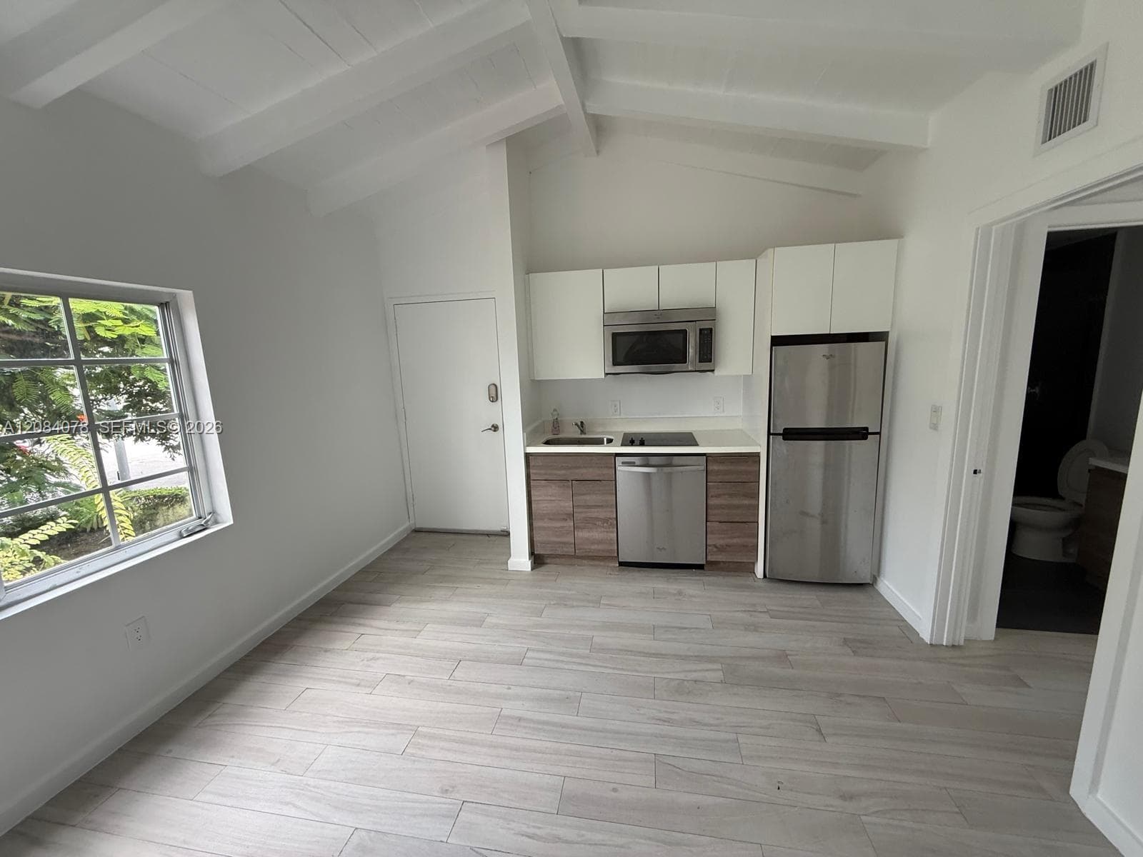 1450 Meridian Ave # 202, Miami Beach, FL 33139 photo 3