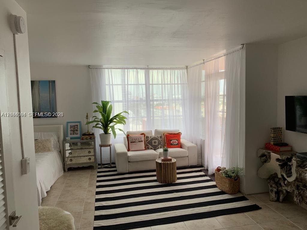 2899 SW Collins Ave # 1016, Miami Beach, FL 33140 photo 6