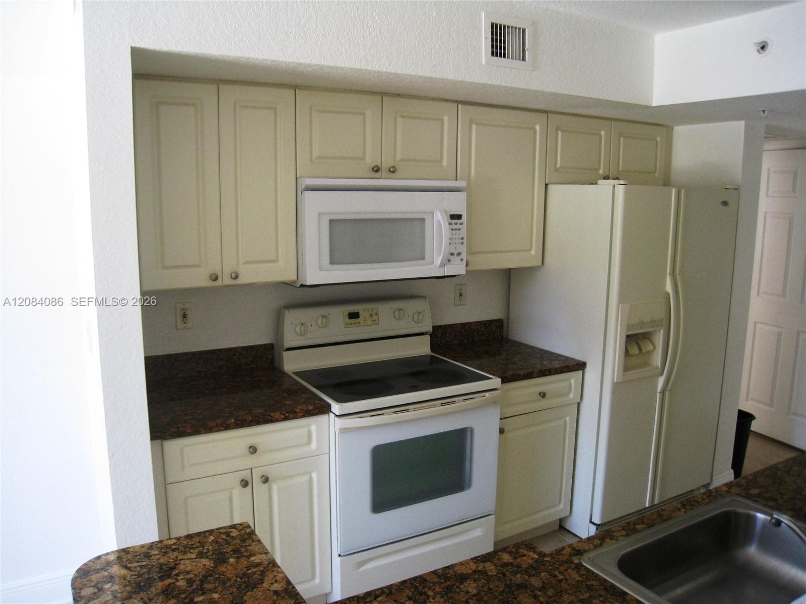 21000 SW 87th Ave # 101, Cutler Bay, FL 33189 photo 5