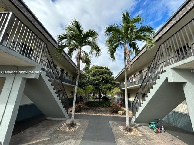 7280 NW 38th St # A2, Hollywood, FL 33024