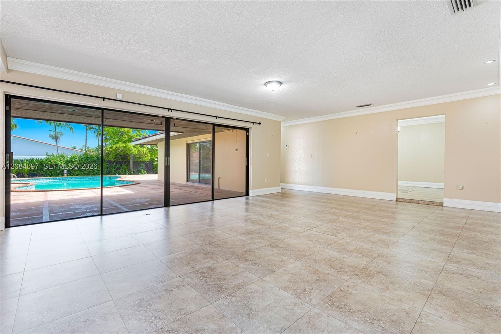 9951 SW 30th St, Miami, FL 33165 photo 4