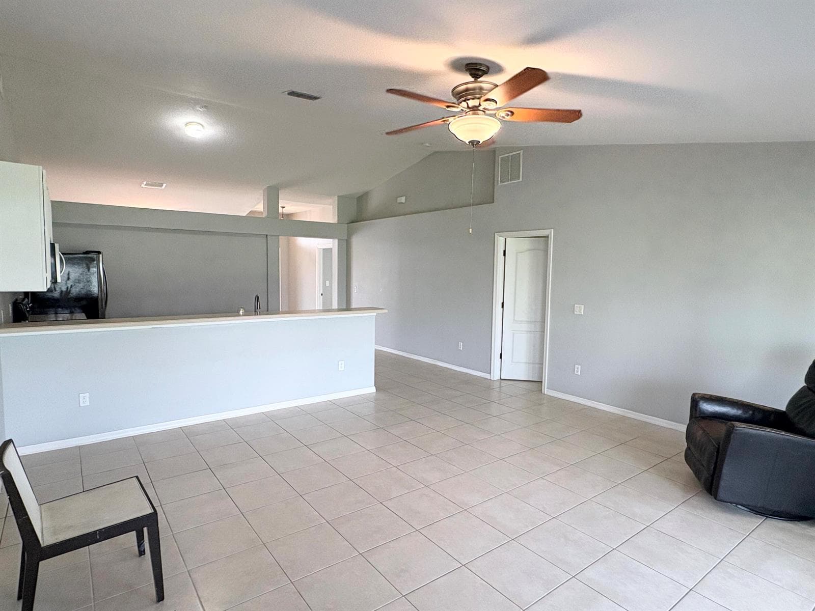 2182 SW IDAHO Lane, Port St. Lucie, FL 34953 photo 7