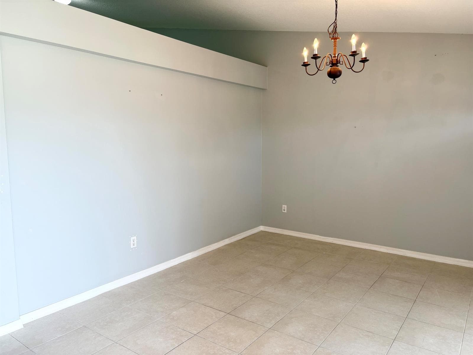 2182 SW IDAHO Lane, Port St. Lucie, FL 34953 photo 3