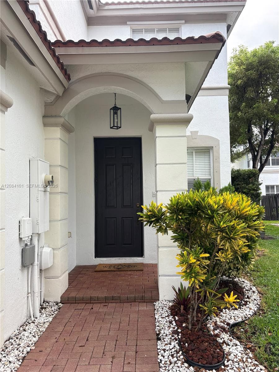 8108 NW 108th Ct, Doral, FL 33178 photo 5