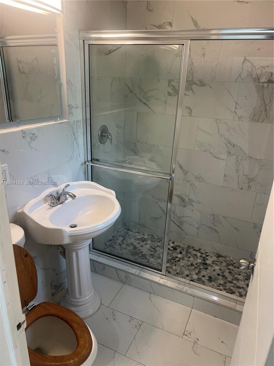 445-47 NE 69th St # 447, Miami, FL 33138 photo 10