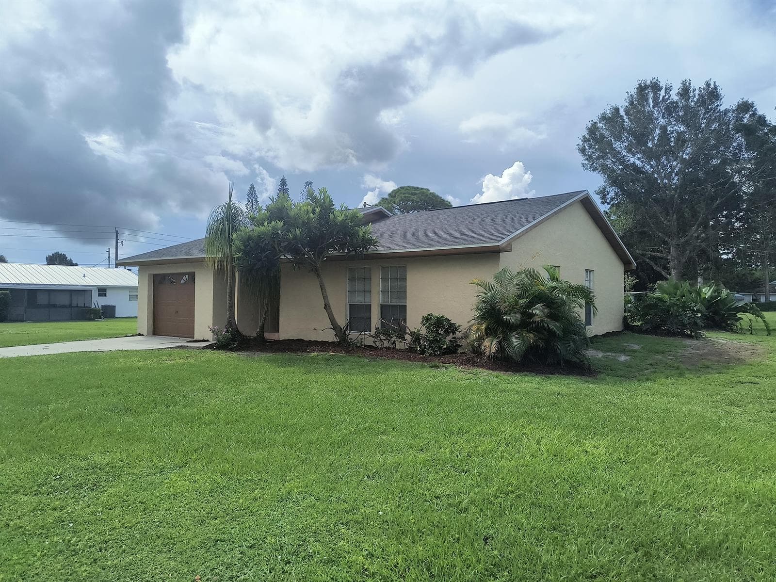 6903 COQUINA Avenue, Fort Pierce, FL 34951 photo 2