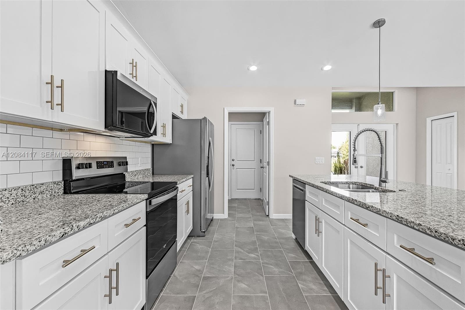 2305 NW 34 ave, Cape Coral, FL 33993 photo 9