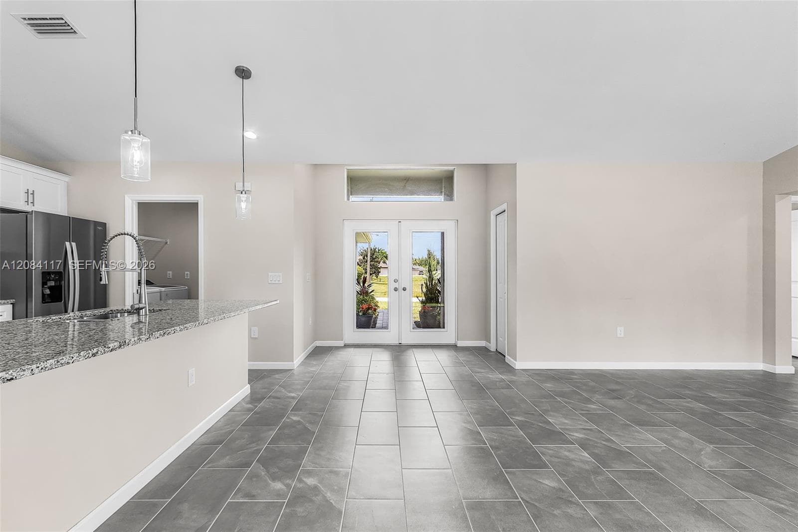 2305 NW 34 ave, Cape Coral, FL 33993 photo 4