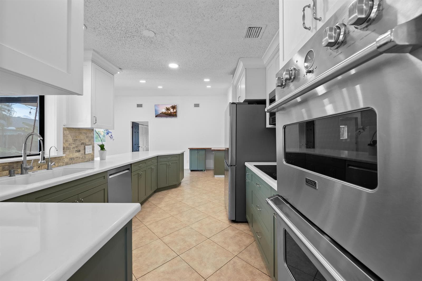 9965 NW 23RD Street, Coral Springs, FL 33065 photo 2