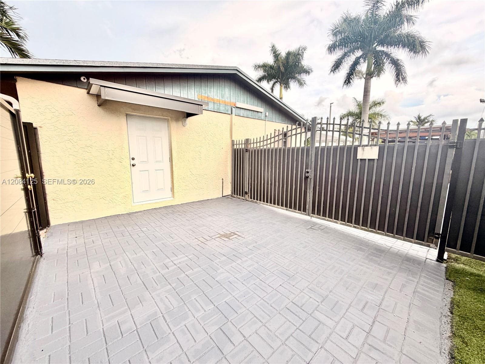12694 SW 191st Ter, Miami, FL 33177 photo 2