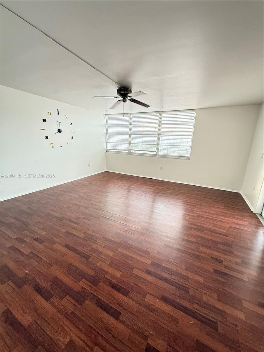 1351 NE Miami Gardens Dr # 1425E, Miami, FL 33179 photo 7