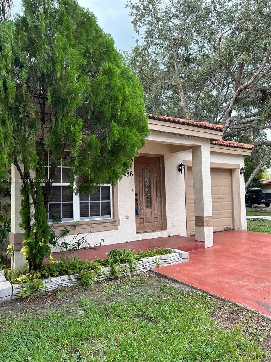 9136 NW 192nd Ter, Hialeah, FL 33018 photo 12