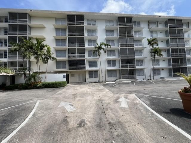 1750 NE 115th St # 108, Miami, FL 33181 photo 2