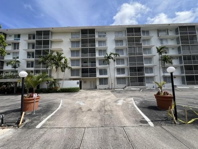 1750 NE 115th St # 108, Miami, FL 33181