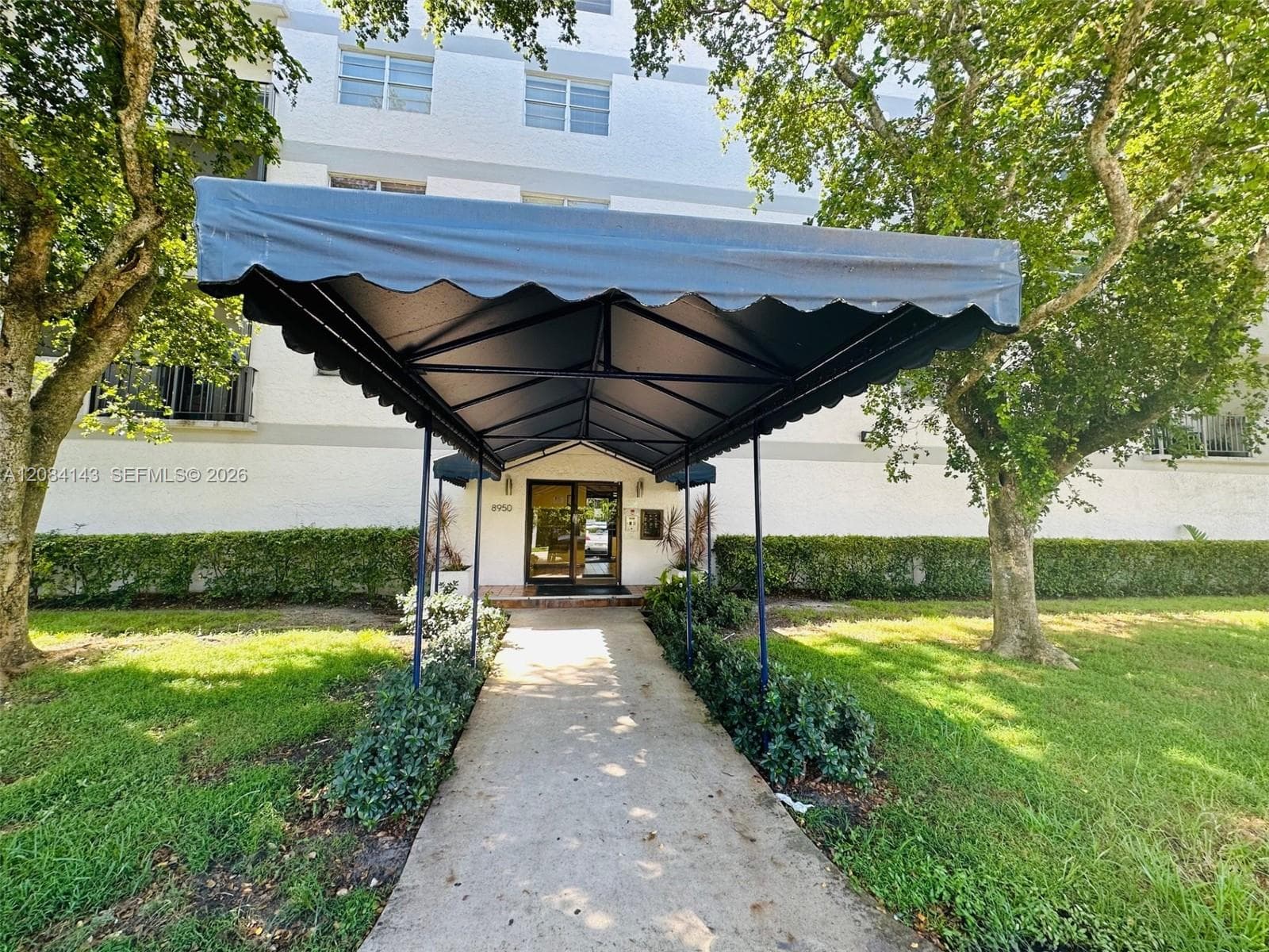 8950 NE 8th Ave # 203, Miami, FL 33138