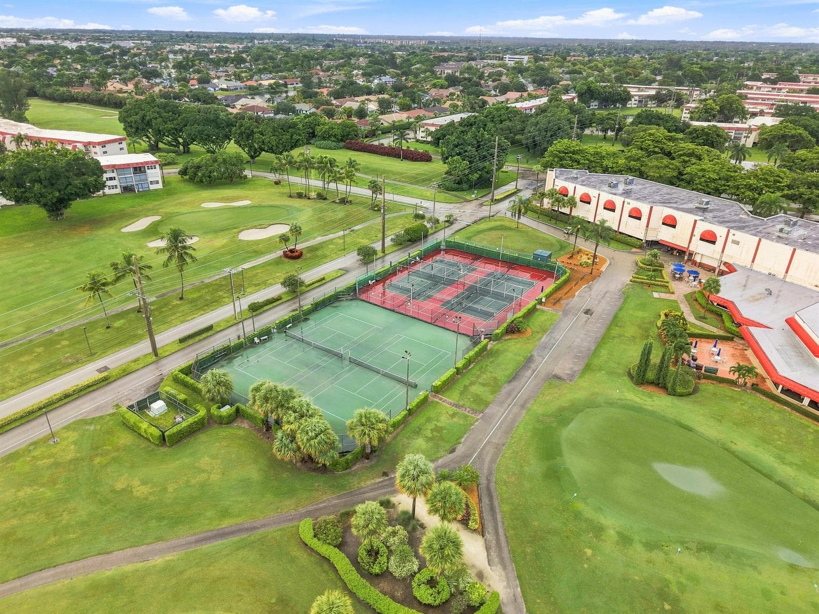 9400 N HOLLYBROOK LAKE Drive # 208, Pembroke Pines, FL 33025 photo 5