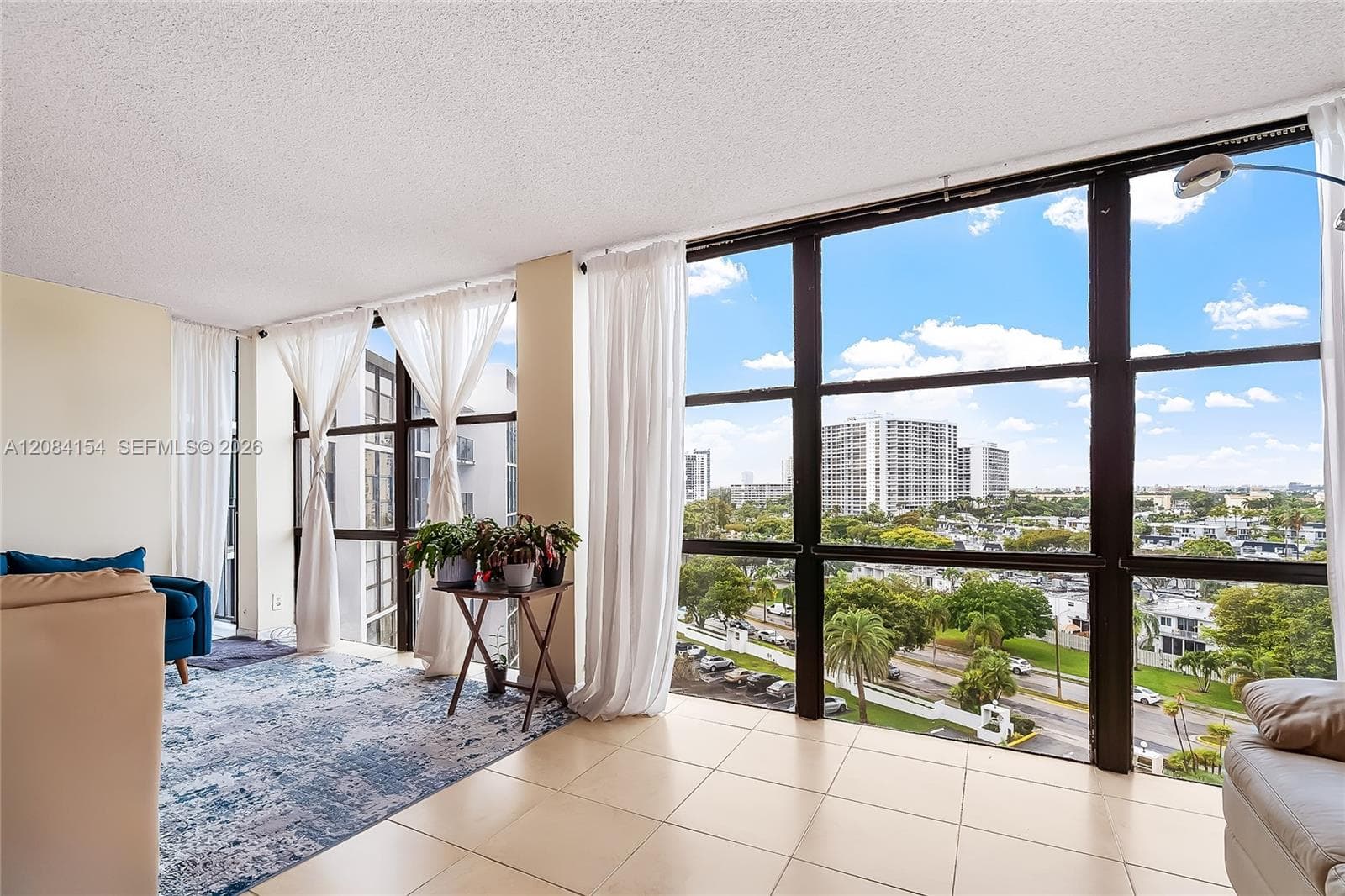800 Parkview Dr # 901, Hallandale Beach, FL 33009 photo 2